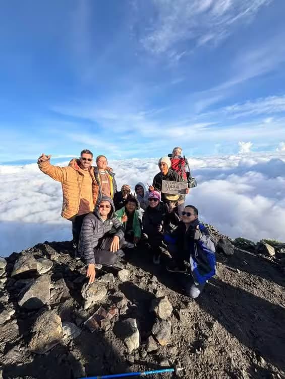 Rinjani Trekking 2Days 1 Night Sharing Group