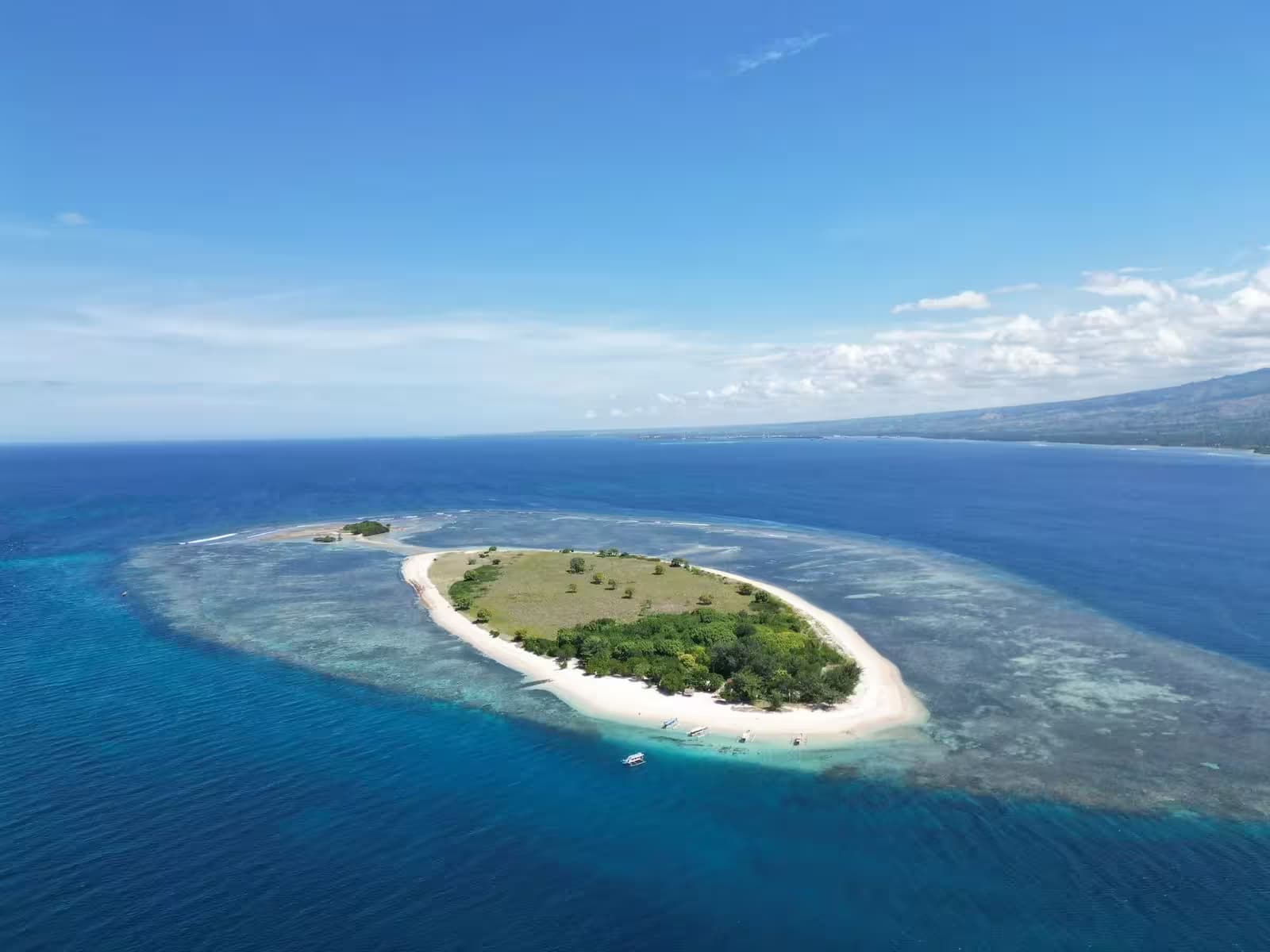 East Gili"s Camping & Snorkling